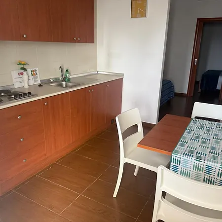 Bandiera Gialla Aparthotel
