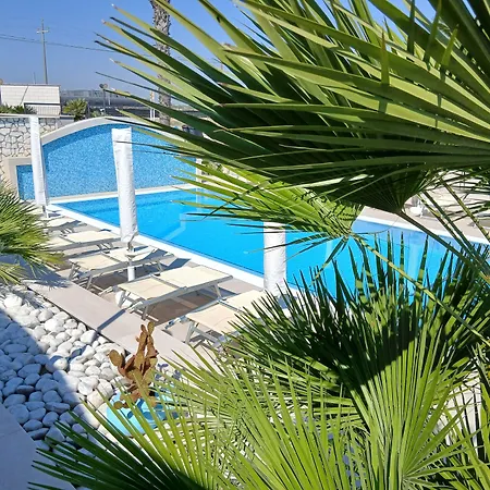 Aparthotel Bandiera Gialla