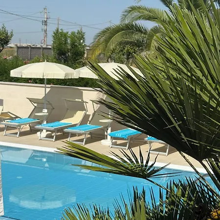 Bandiera Gialla 4* Margherita Di Savoia