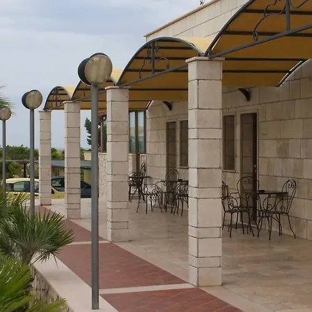 Bandiera Gialla Aparthotel Margherita Di Savoia
