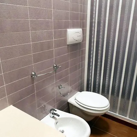 Aparthotel Bandiera Gialla *