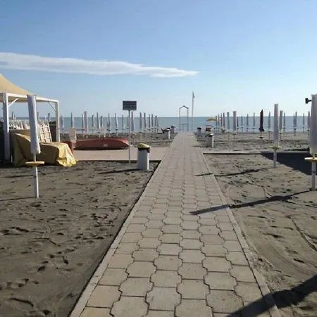 Aparthotel Bandiera Gialla Margherita Di Savoia